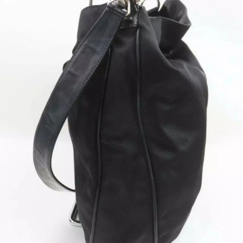 GUCCI 🖤 Authentic Bamboo Handle Black Nylon Purse Hobo Shoulder Bag - Picture 3 of 9